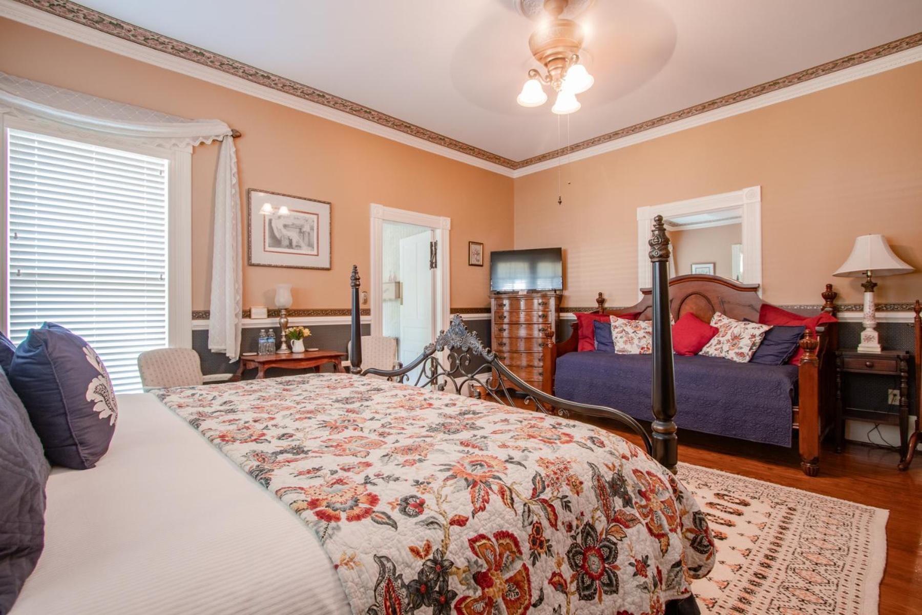 The Oaks Victorian Inn Christiansburg Bagian luar foto